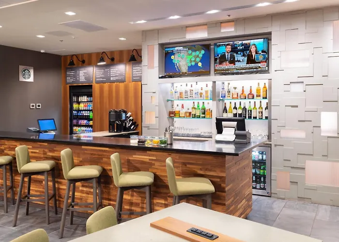 Courtyard By Marriott Bowie