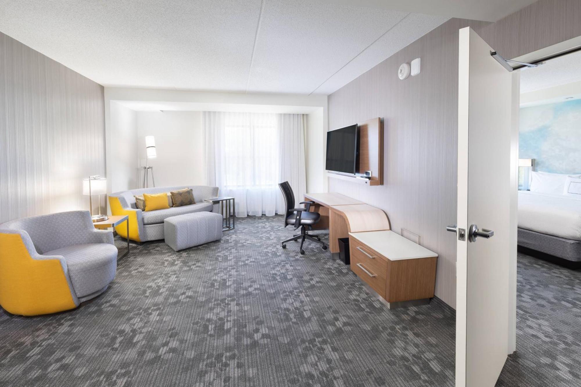 Courtyard By Marriott Hotel Bowie